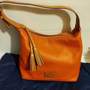 Vintage Dooney  Patterson PERFECT for fall. A rich orange color.